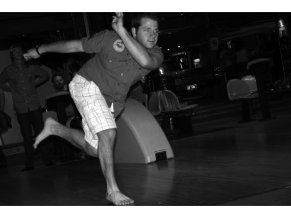 Tech Medewerkers Speel Ten Pin Bowling